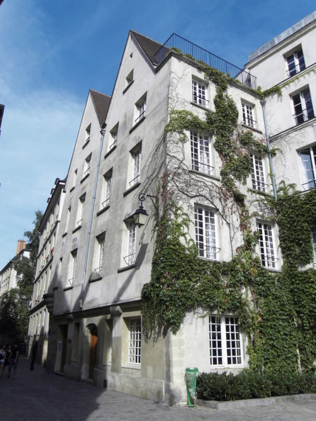 Hostel albergue da juventude no bairro marais em Paris