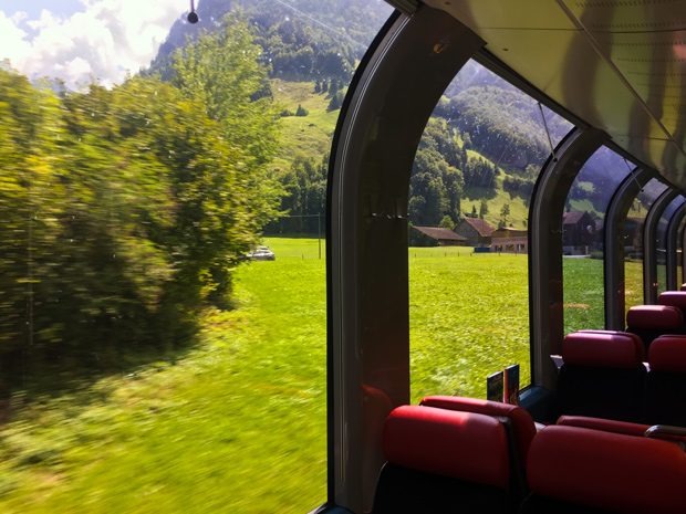 trens panorâmicos na Suiça estão incluídos no Swiss Travel Pass