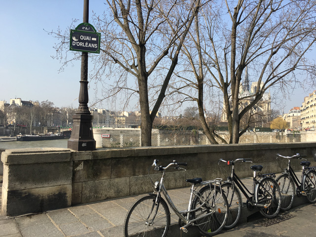 Passeio de bike em Paris pelo centro histórico