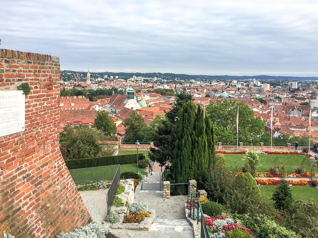 Vista do alto do castelo de Graz, Áustria